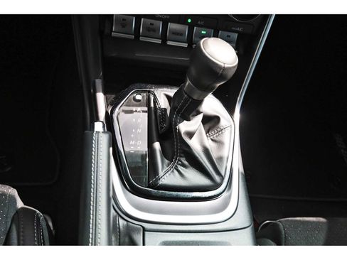 Used 2025 Toyota GR86 Premium image 25