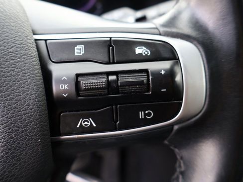 Used 2025 Kia Sportage EX image 38