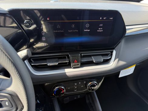 New 2026 Chevrolet TrailBlazer LT w/ Driver Confidence Package FWD image 12