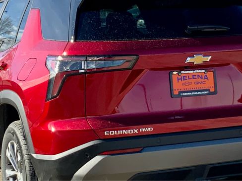 New 2026 Chevrolet Equinox LT image 13