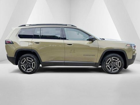 New 2026 Jeep Cherokee Laredo AWD/4WD image 8