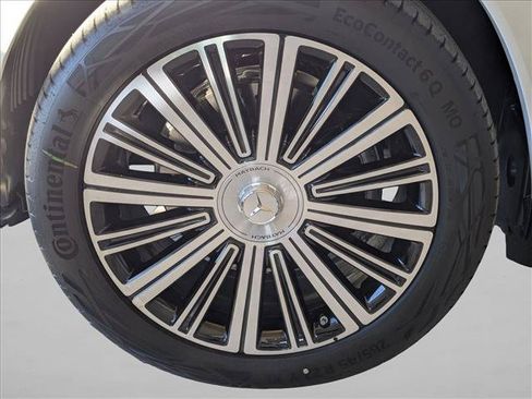 New 2026 Mercedes-Benz Maybach GLS 600 4MATIC image 24