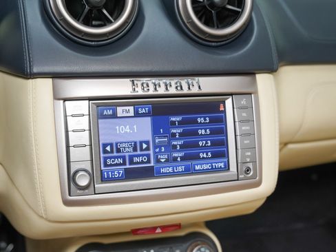 Used 2012 Ferrari California RWD image 42