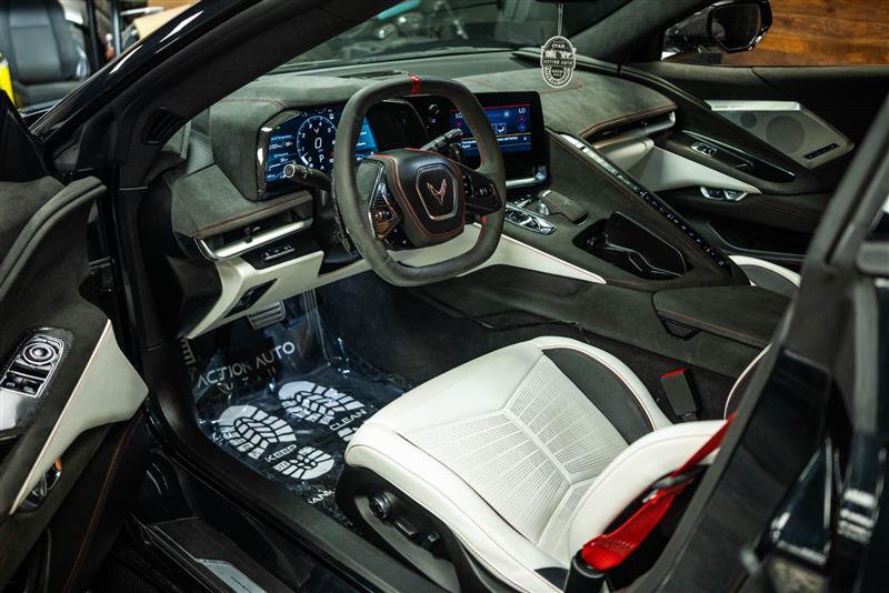 Used 2023 Chevrolet Corvette Stingray Premium Cpe RWD image 8