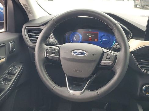 Used 2022 Ford Escape Titanium w/ Titanium Elite Package image 25