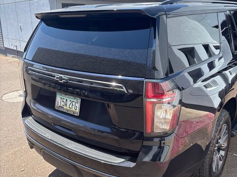 Used 2022 Chevrolet Suburban Z71 w/ Off-Road Capability Package AWD/4WD image 3