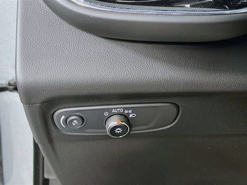 Certified 2023 Buick Envision Essence w/ Sport Touring Package AWD/4WD image 9