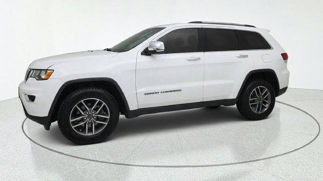 Used 2020 Jeep Grand Cherokee Limited AWD/4WD image 2