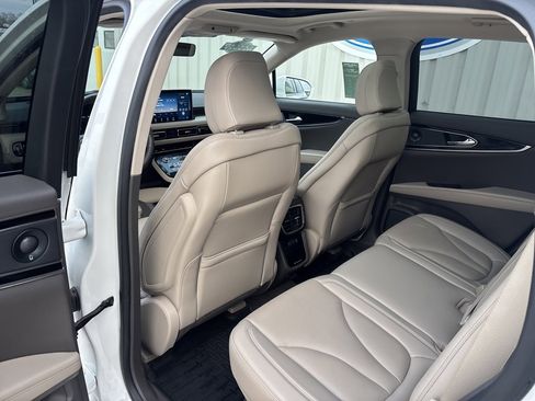 Used 2022 Lincoln Nautilus Reserve w/ Equipment Group 201A image 28