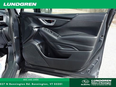 Used 2023 Subaru Forester Premium AWD/4WD image 8