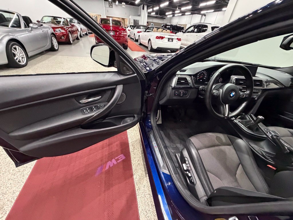 Used 2016 BMW M3 RWD image 22