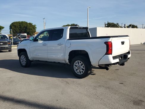 Used 2024 Toyota Tacoma SR5 image 7