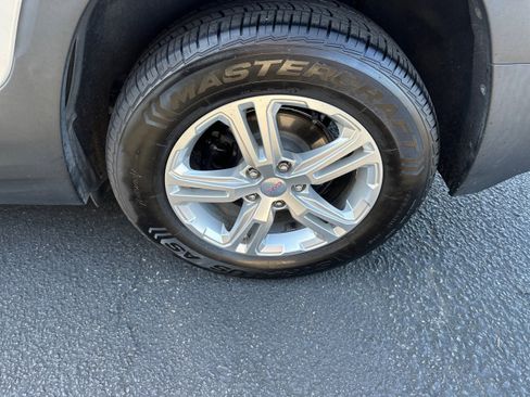 Used 2018 GMC Terrain SLE AWD/4WD image 27