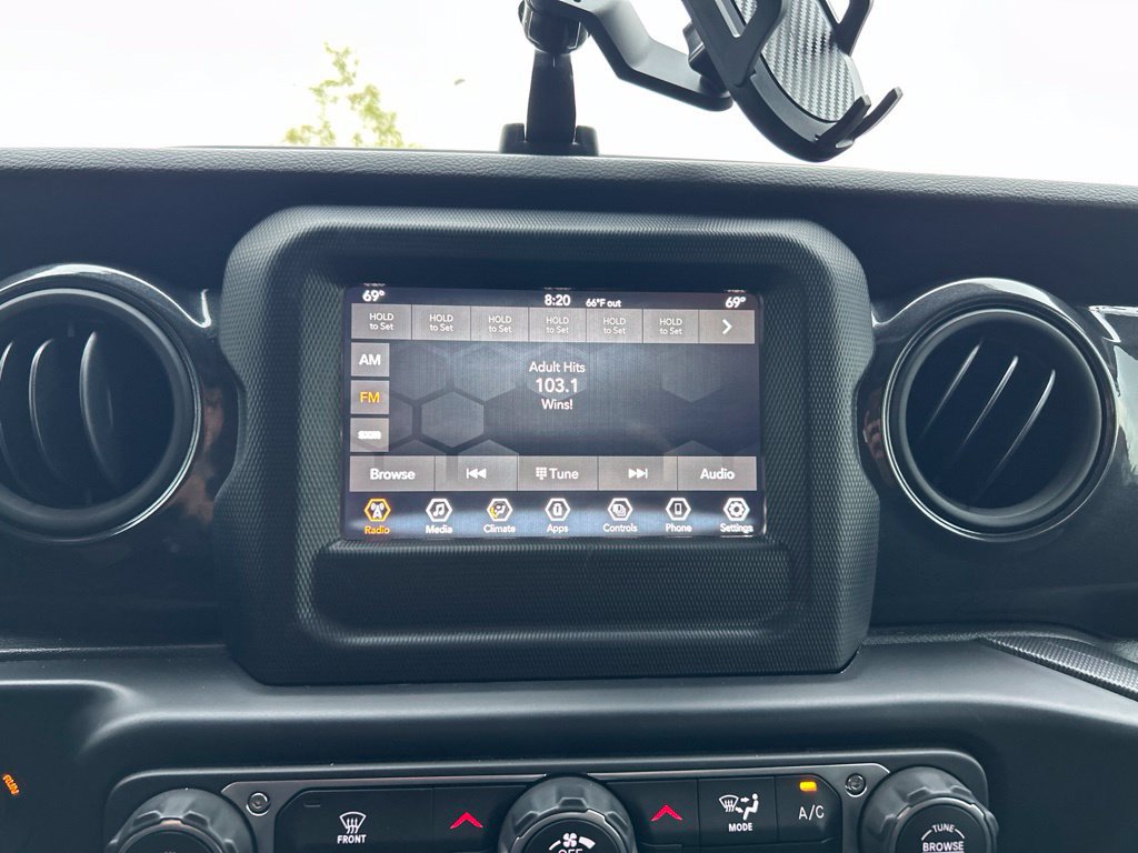 Used 2022 Jeep Wrangler Unlimited Sport AWD/4WD image 14