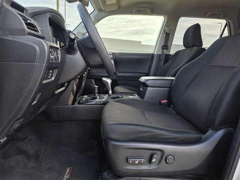 Used 2021 Toyota 4Runner TRD Off-Road image 19