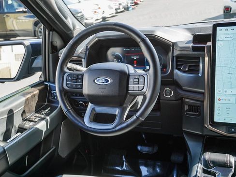 Used 2022 Ford F150 Lightning Lariat image 16