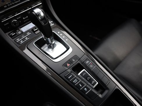 Used 2013 Porsche 911 Carrera S RWD image 4