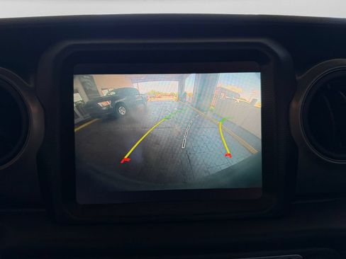 Used 2023 Jeep Wrangler Unlimited w/ Cold Weather Group AWD/4WD image 16