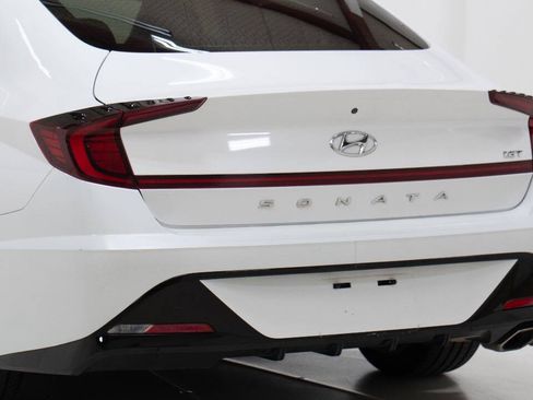 Used 2021 Hyundai Sonata SEL Plus w/ Tech Package FWD image 12