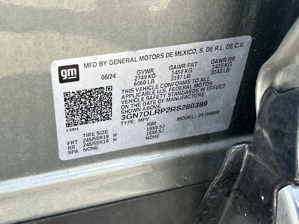 Used 2024 Chevrolet Equinox EV LT w/ LPO, Blackout Package FWD image 39