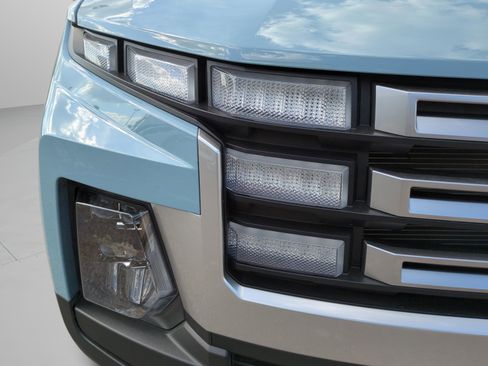 Certified 2025 Hyundai Santa Cruz SEL image 9