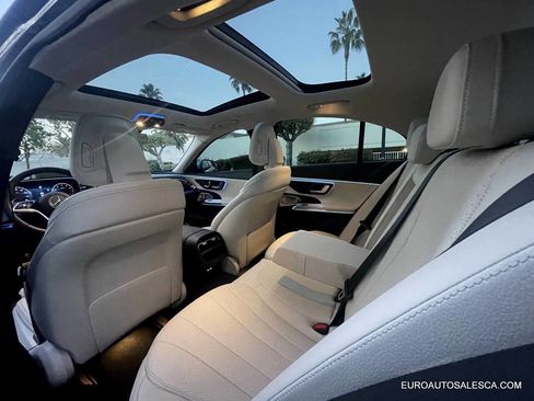 Used 2025 Mercedes-Benz E 350 4MATIC Sedan image 30