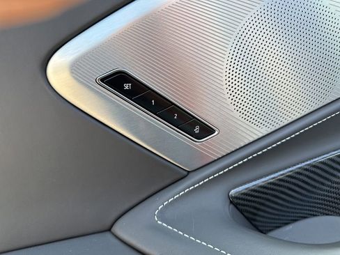 Used 2023 Chevrolet Corvette Stingray Premium Conv w/ Z51 Performance Package image 11