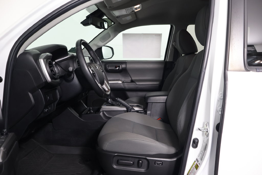 Used 2023 Toyota Tacoma SR5 w/ Black Out Package (TMS) RWD image 11