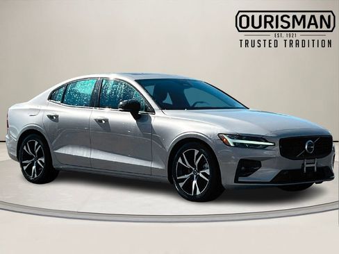 Used 2024 Volvo S60 B5 Core image 1