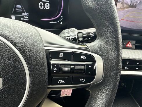 Used 2023 Kia Sportage LX FWD image 30