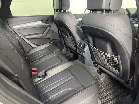 Certified 2023 Audi Q5 2.0T Premium Plus w/ Premium Plus Package image 16