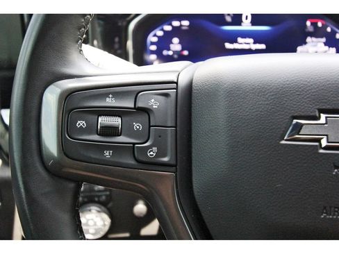 Used 2024 Chevrolet Silverado 2500 High Country w/ High Country Premium Package AWD/4WD image 15