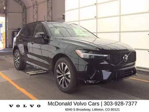 Certified 2025 Volvo XC60 B5 Plus w/ Climate Package AWD/4WD image 4
