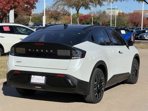 New 2026 Nissan Leaf Platinum+ image 4