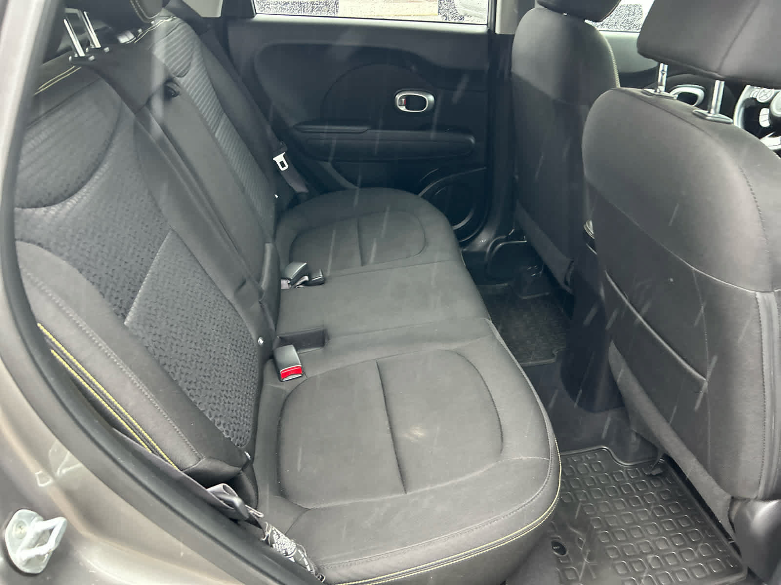 Used 2015 Kia Soul + FWD image 23