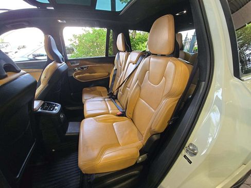Used 2019 Volvo XC90 T8 Inscription w/ Luxury Package AWD/4WD image 4