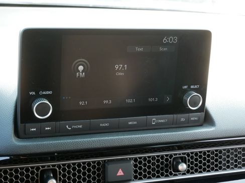 Used 2024 Honda Civic Sport image 18