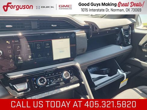 New 2026 GMC Sierra 1500 AT4 w/ AT4 Premium Package AWD/4WD image 34