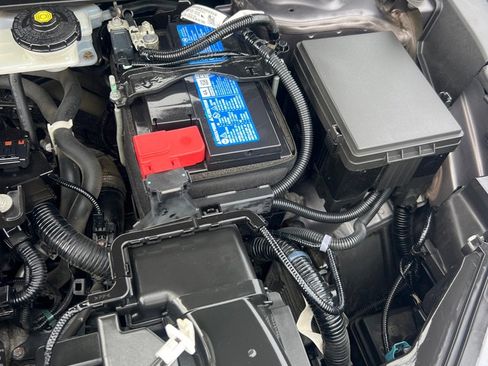 Used 2020 Honda CR-V LX image 40