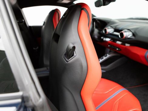 Used 2020 Ferrari 812 Superfast RWD image 49