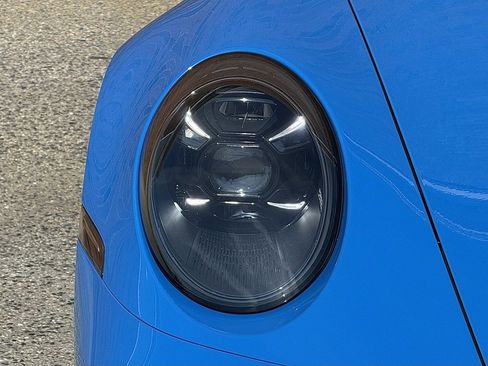 Certified 2022 Porsche 911 Carrera 4 GTS image 12