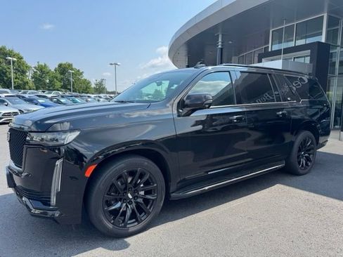 Used 2021 Cadillac Escalade ESV Sport Platinum w/ LPO, ONYX Package AWD/4WD image 27