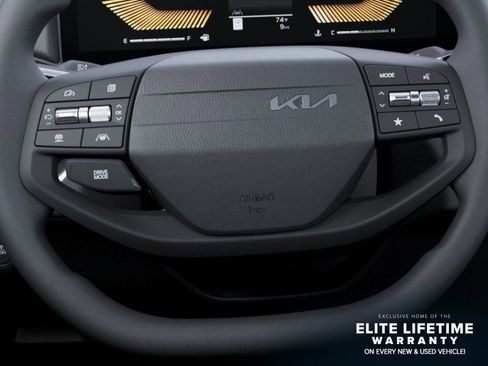 New 2026 Kia K4 FWD image 23