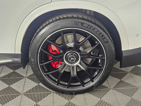 New 2025 Mercedes-Benz GLC 63 AMG S image 13
