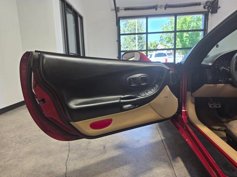 Used 1999 Chevrolet Corvette Convertible w/ Memory Pkg RWD image 23