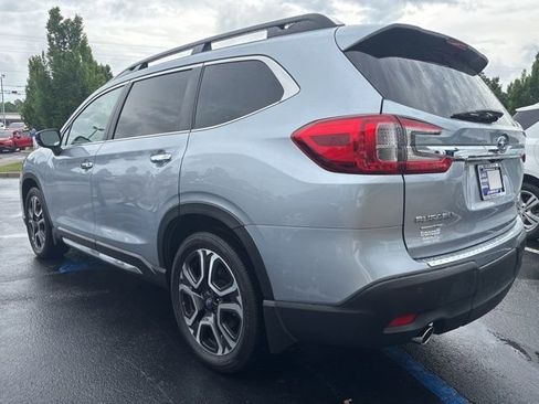 Used 2024 Subaru Ascent Touring w/ Popular Package #2 AWD/4WD image 9