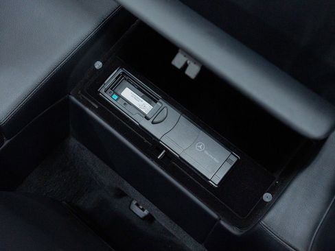 Used 2008 Mercedes-Benz SL 55 AMG image 24