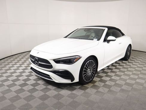 New 2025 Mercedes-Benz CLE 300 4MATIC Cabriolet image 9