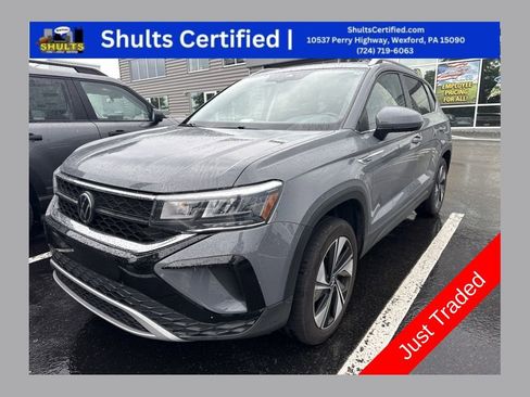 Used 2023 Volkswagen Taos SE AWD/4WD image 1