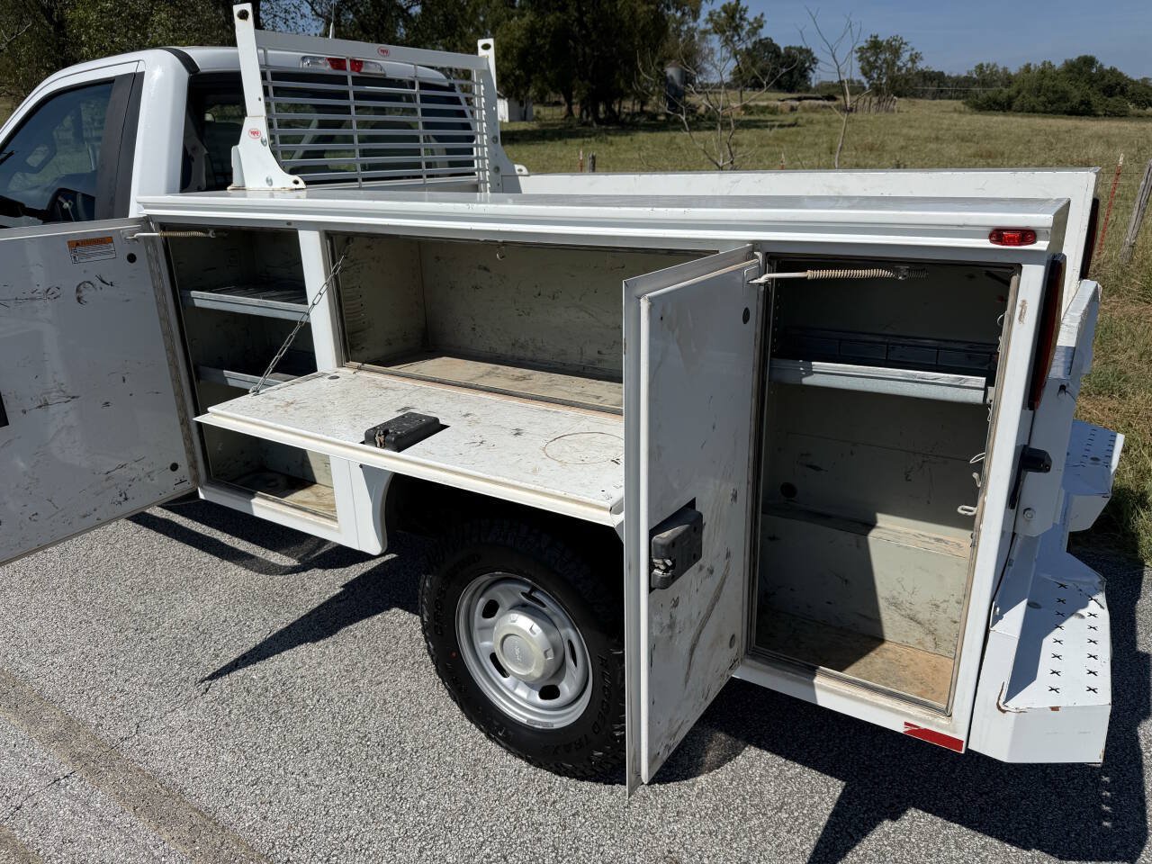 Used 2019 Ford F250 XL w/ Power Equipment Group AWD/4WD image 5